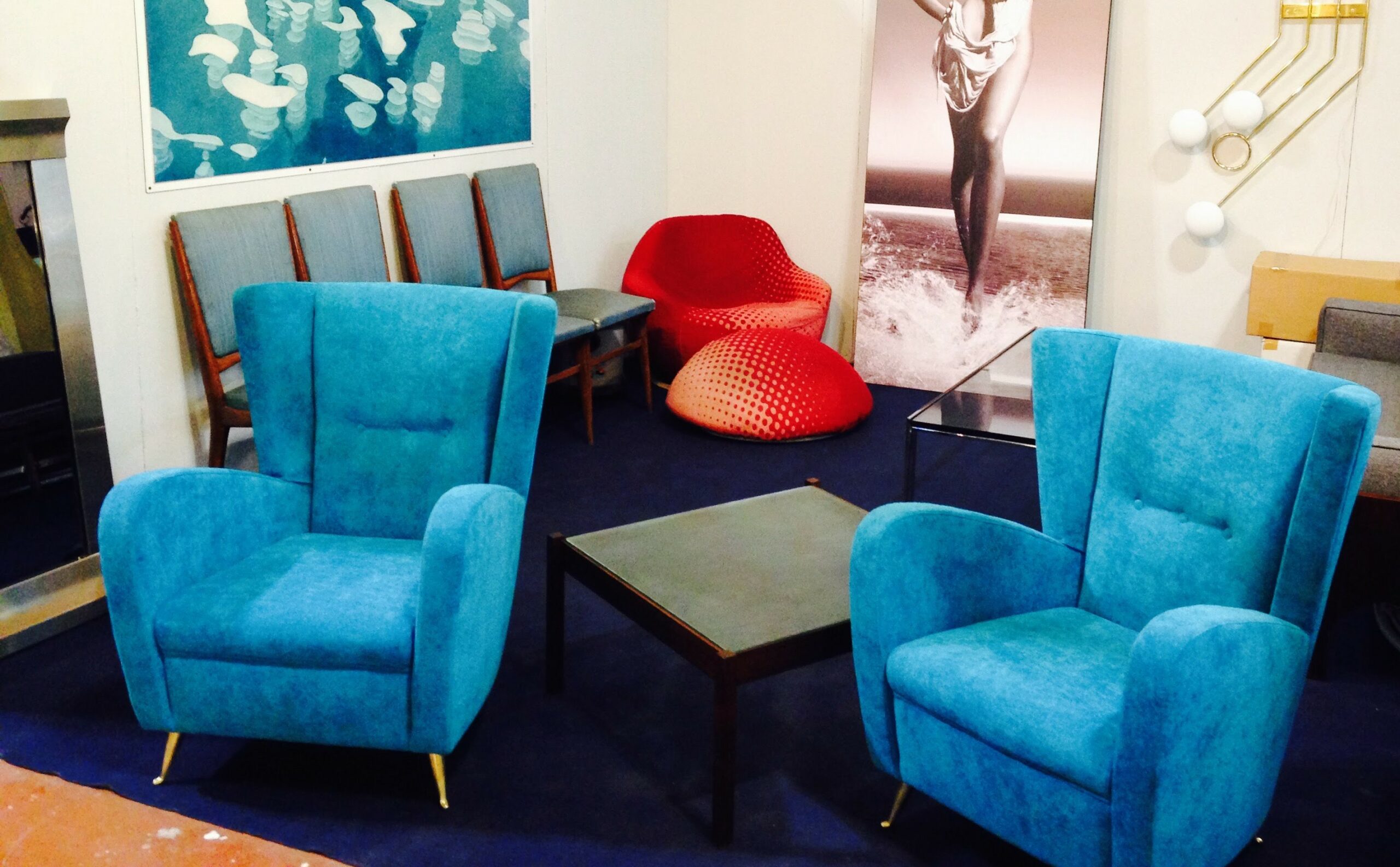 due poltrone blu
