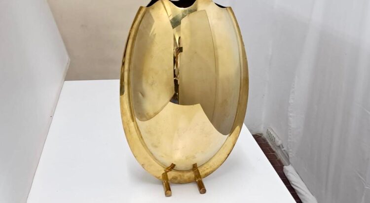 Vaso scultura di Giuliano Malimpensa. 1985. sculpture vase by Giuliano Malimpensa