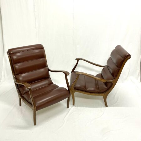 Ezio Longhi. Sedie da salotto con schienale a coste per ELAM, Italia 1960s. Ezio Longhi. Living room chairs with ribbed backrests for ELAM, Italy, 1960s