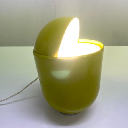 Lampada da tavolo Elmo verde di Str Imago DP, 1971. Green Elmo table lamp by Str Imago DP, 1971
