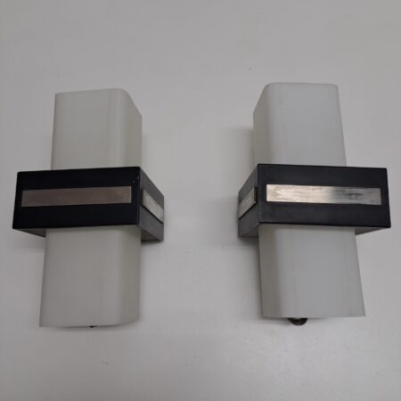 coppia di appliques di Stilnovo. Anni ’70.